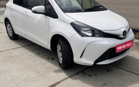 Toyota Vitz, 2015 год, 850 000 рублей, 1 фотография