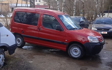 Peugeot Partner II рестайлинг 2, 2010 год, 300 000 рублей, 5 фотография