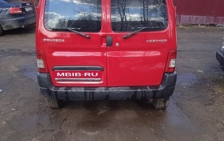 Peugeot Partner II рестайлинг 2, 2010 год, 300 000 рублей, 2 фотография