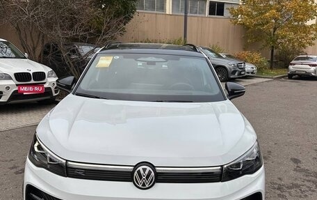 Volkswagen Tiguan, 2026 год, 4 370 000 рублей, 2 фотография