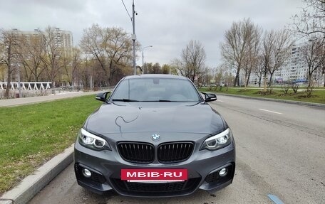 BMW 2 серия F22, 2017 год, 3 000 000 рублей, 2 фотография