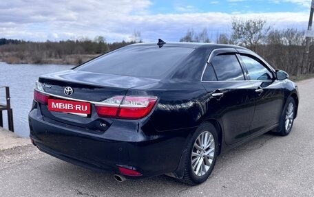 Toyota Camry, 2018 год, 2 250 000 рублей, 7 фотография