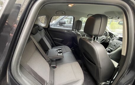 Opel Astra J, 2012 год, 1 000 000 рублей, 24 фотография