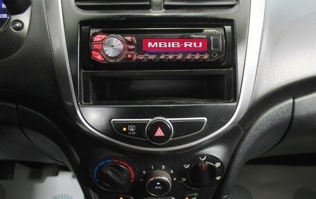 Hyundai Solaris II рестайлинг, 2014 год, 830 000 рублей, 14 фотография