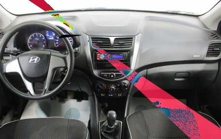 Hyundai Solaris II рестайлинг, 2014 год, 830 000 рублей, 13 фотография