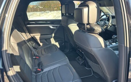 Volkswagen Touareg III, 2018 год, 4 550 000 рублей, 9 фотография