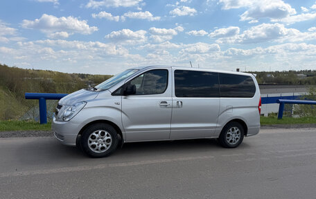 Hyundai Grand Starex Grand Starex I рестайлинг 2, 2008 год, 1 350 000 рублей, 4 фотография