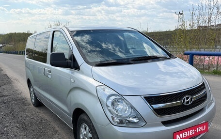 Hyundai Grand Starex Grand Starex I рестайлинг 2, 2008 год, 1 350 000 рублей, 7 фотография