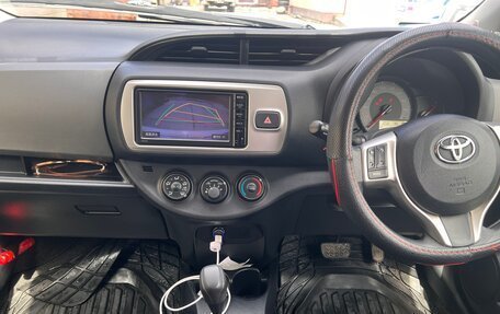Toyota Vitz, 2015 год, 850 000 рублей, 4 фотография