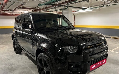 Land Rover Defender II, 2024 год, 21 900 000 рублей, 2 фотография