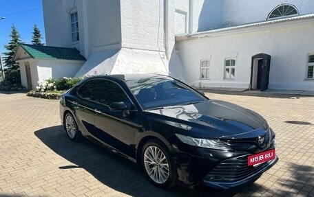 Toyota Camry, 2018 год, 3 100 000 рублей, 12 фотография