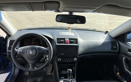 Honda Accord VII рестайлинг, 2006 год, 710 000 рублей, 3 фотография