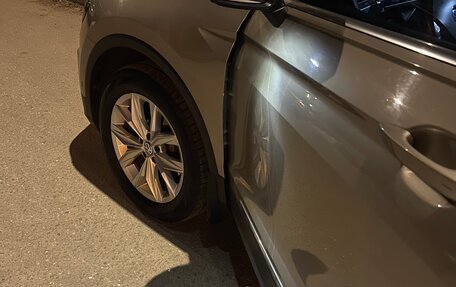 Volkswagen Tiguan II, 2017 год, 2 900 000 рублей, 11 фотография