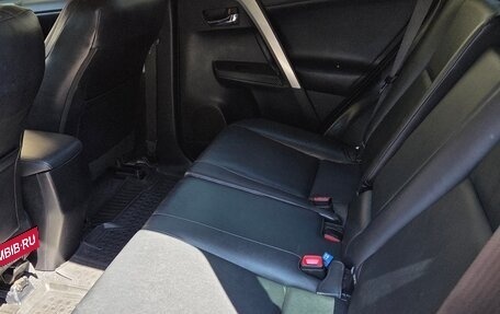 Toyota RAV4, 2013 год, 1 850 000 рублей, 5 фотография