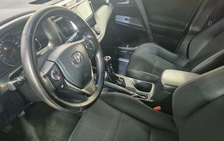 Toyota RAV4, 2014 год, 1 563 000 рублей, 14 фотография