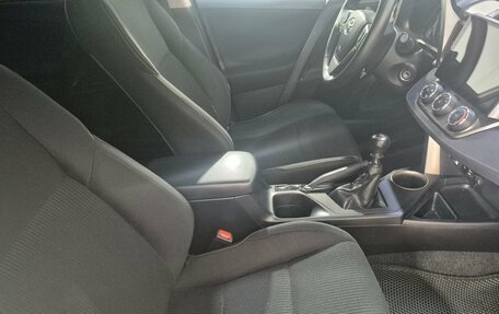Toyota RAV4, 2014 год, 1 563 000 рублей, 17 фотография