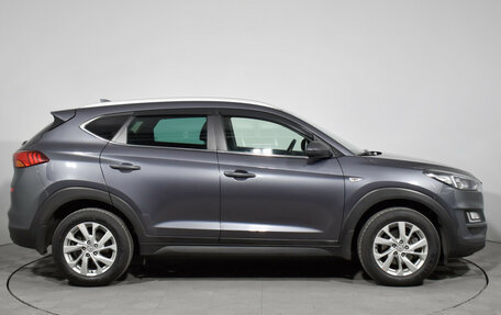 Hyundai Tucson III, 2019 год, 2 240 000 рублей, 4 фотография