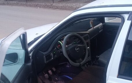 Daewoo Nexia I рестайлинг, 2013 год, 100 000 рублей, 3 фотография