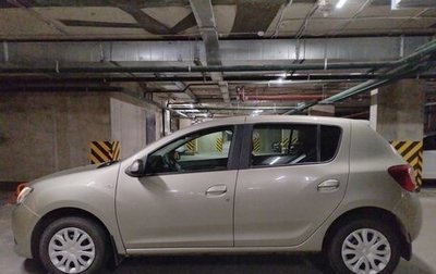 Renault Sandero II рестайлинг, 2016 год, 800 000 рублей, 1 фотография