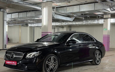 Mercedes-Benz E-Класс, 2018 год, 4 290 000 рублей, 1 фотография