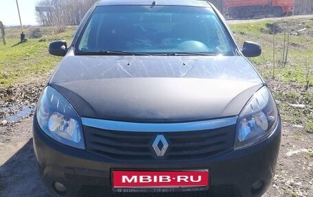Renault Sandero I, 2011 год, 500 000 рублей, 1 фотография
