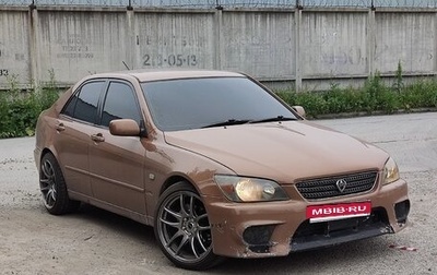 Toyota Altezza, 1999 год, 550 000 рублей, 1 фотография
