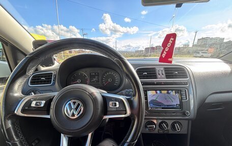 Volkswagen Polo VI (EU Market), 2019 год, 1 270 000 рублей, 2 фотография