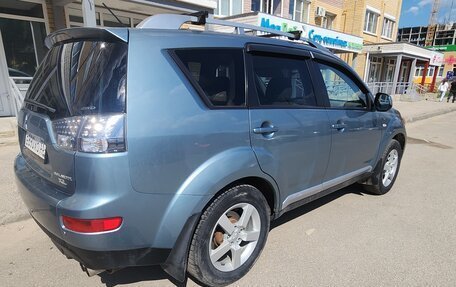 Mitsubishi Outlander III рестайлинг 3, 2007 год, 890 000 рублей, 5 фотография