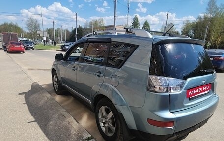 Mitsubishi Outlander III рестайлинг 3, 2007 год, 890 000 рублей, 4 фотография