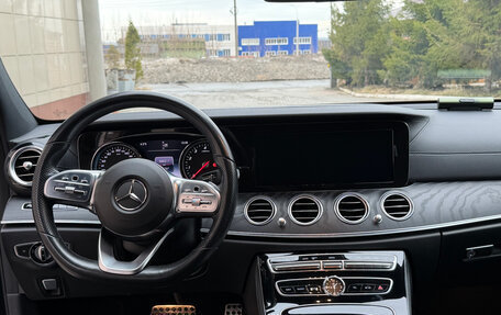 Mercedes-Benz E-Класс, 2018 год, 4 290 000 рублей, 5 фотография