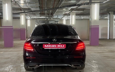 Mercedes-Benz E-Класс, 2018 год, 4 290 000 рублей, 4 фотография