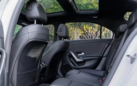 Mercedes-Benz A-Класс, 2022 год, 2 132 000 рублей, 12 фотография