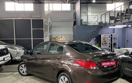 Hyundai Solaris II рестайлинг, 2015 год, 859 000 рублей, 6 фотография