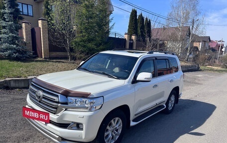 Toyota Land Cruiser 200, 2016 год, 7 100 000 рублей, 6 фотография