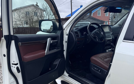 Toyota Land Cruiser 200, 2016 год, 7 100 000 рублей, 17 фотография