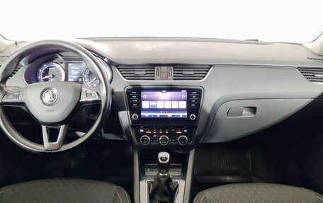 Skoda Octavia, 2018 год, 1 470 000 рублей, 10 фотография