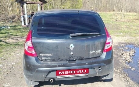 Renault Sandero I, 2011 год, 500 000 рублей, 3 фотография