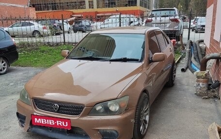 Toyota Altezza, 1999 год, 550 000 рублей, 2 фотография