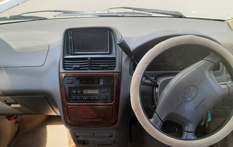 Toyota Gaia, 2000 год, 515 000 рублей, 7 фотография