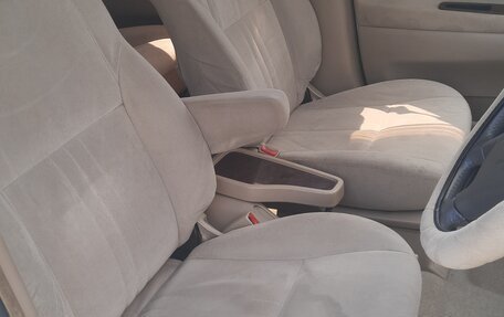 Toyota Gaia, 2000 год, 515 000 рублей, 10 фотография