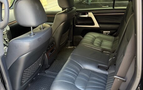 Toyota Land Cruiser 200, 2019 год, 7 800 000 рублей, 7 фотография