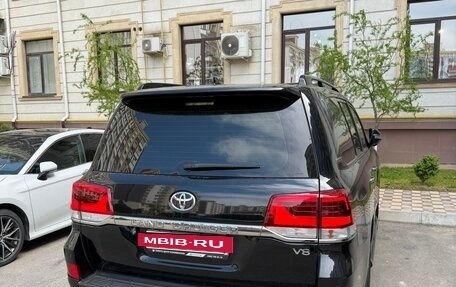 Toyota Land Cruiser 200, 2019 год, 7 800 000 рублей, 6 фотография