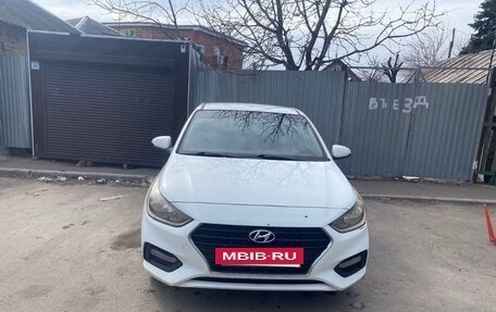Hyundai Solaris II рестайлинг, 2018 год, 1 000 000 рублей, 7 фотография