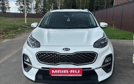 KIA Sportage IV рестайлинг, 2020 год, 2 450 000 рублей, 6 фотография