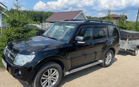 Mitsubishi Pajero IV, 2012 год, 2 300 000 рублей, 3 фотография