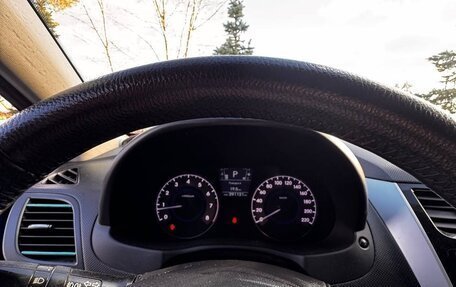 Hyundai Solaris II рестайлинг, 2011 год, 650 000 рублей, 8 фотография