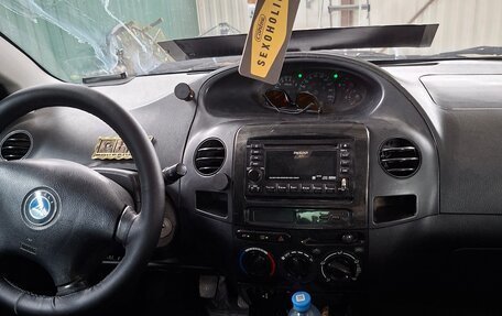 Geely MK I рестайлинг, 2008 год, 400 000 рублей, 11 фотография