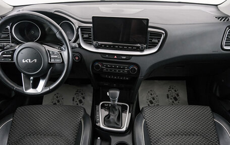 KIA cee'd III, 2022 год, 2 249 000 рублей, 11 фотография