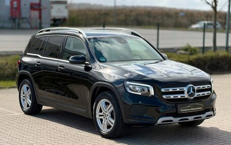 Mercedes-Benz GLB, 2022 год, 3 760 000 рублей, 1 фотография
