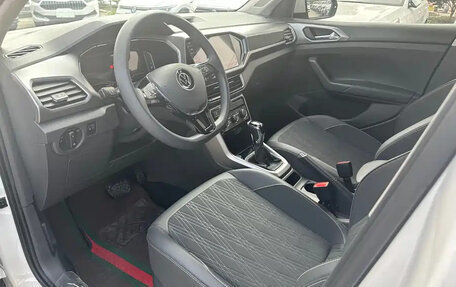 Volkswagen T-Cross I, 2021 год, 1 335 926 рублей, 4 фотография